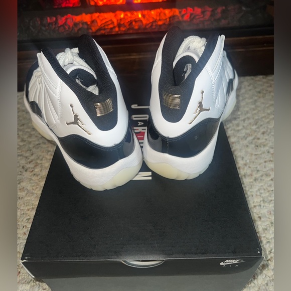 Air Jordan 11 Retro GS Gratitude - Picture 6 of 7